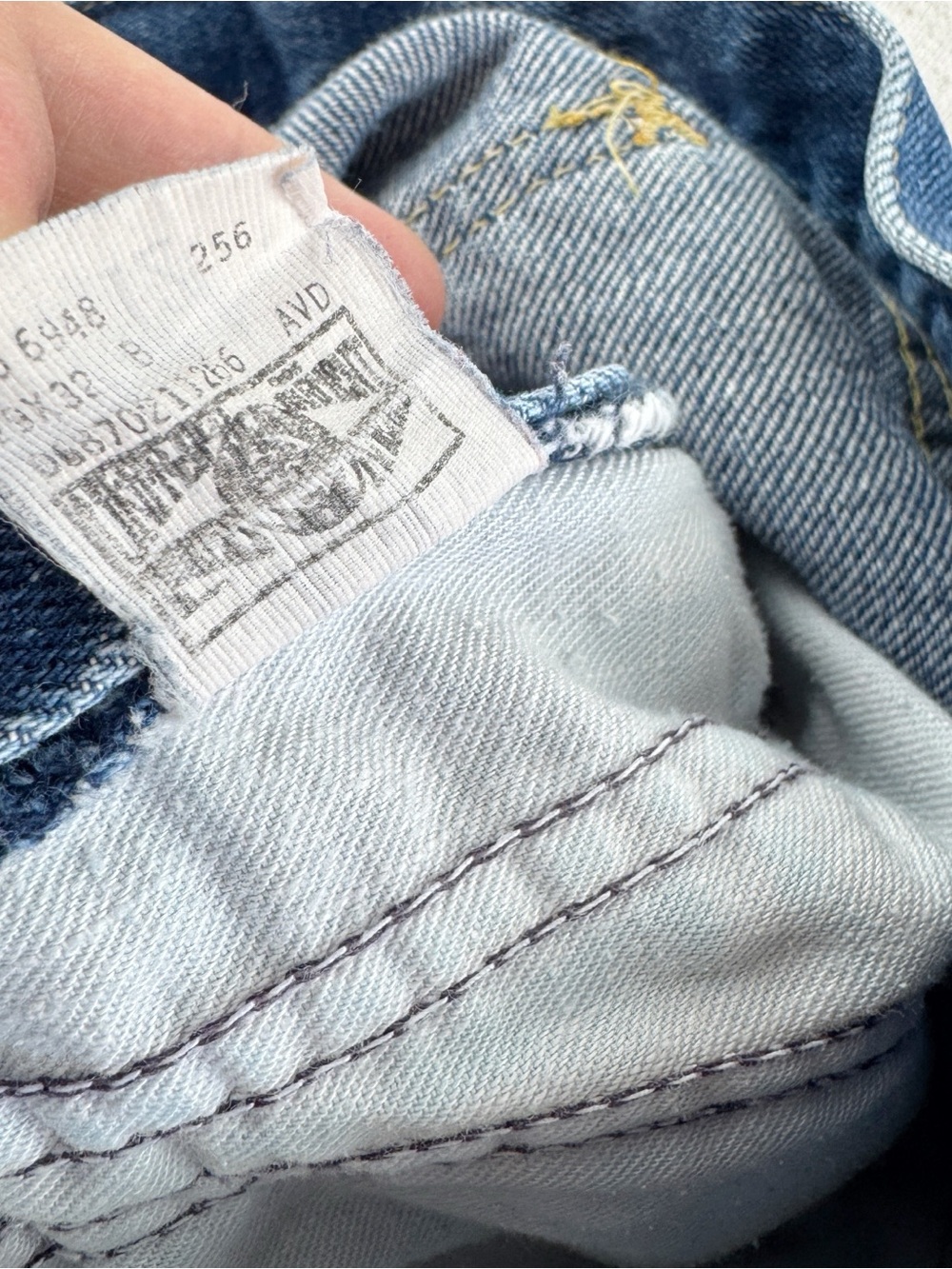 Lee high rise mom jeans pleated front Made in USA Vintage size 12 medium wash - Picture 15 of 16